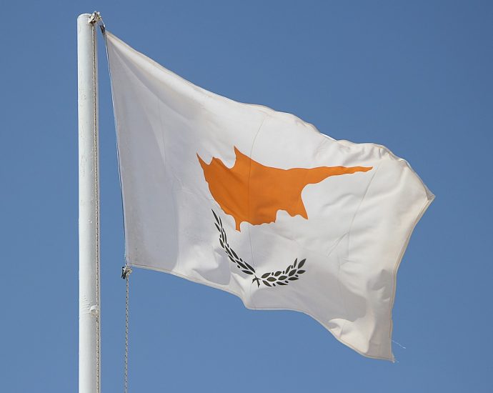 cyprus, flag, blow