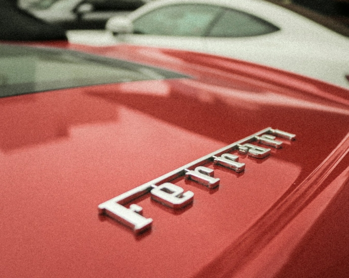 closeup photo of Ferrari emblem