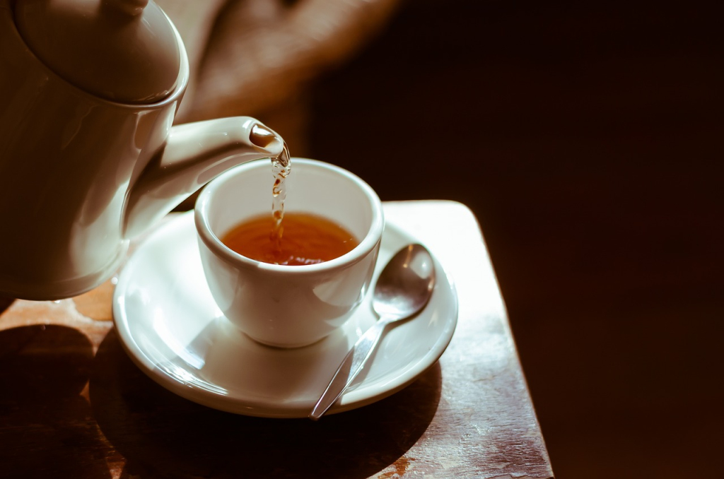 tea, hot, cup, table, tea-time, nature, break, herbal, leaf, beverage, tea, tea cup, tea, tea, tea, tea