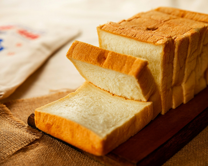 brown bread on brown wooden tray